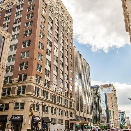Frontdesk Penn Street Tower Apts Downtown Indy Apartamento Indianápolis Exterior foto